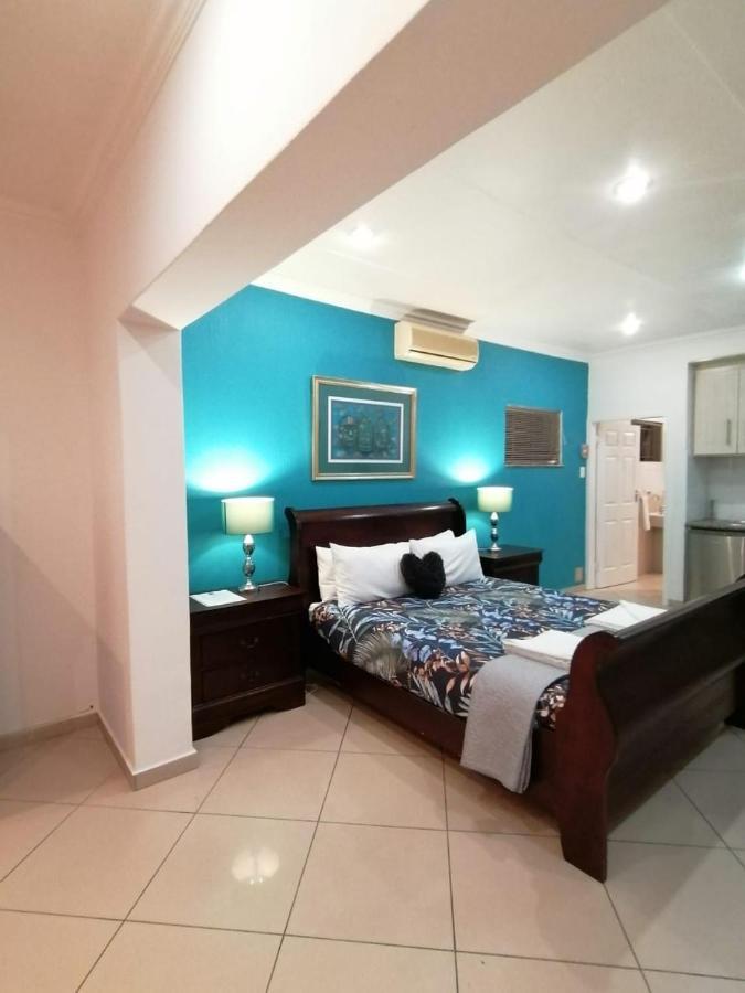 Palm View Guest House Pretoria-Noord Esterno foto