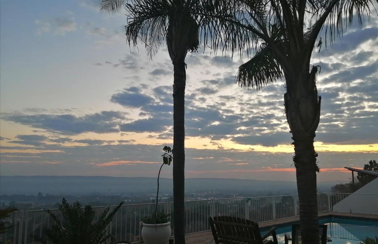 Palm View Guest House Pretoria-Noord Esterno foto