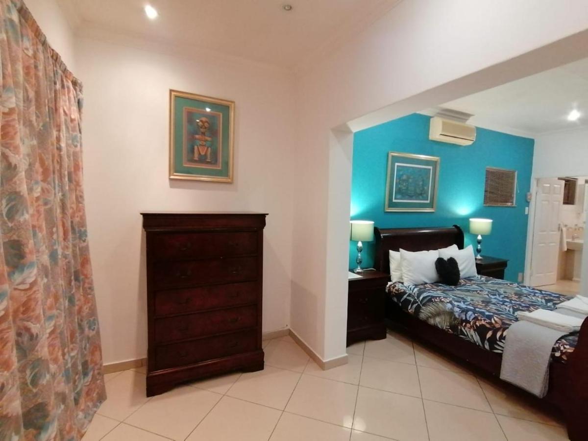 Palm View Guest House Pretoria-Noord Esterno foto