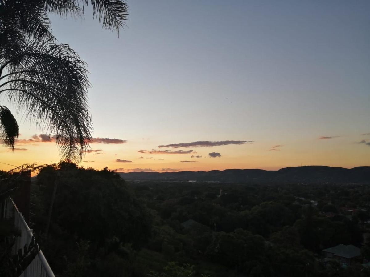 Palm View Guest House Pretoria-Noord Esterno foto
