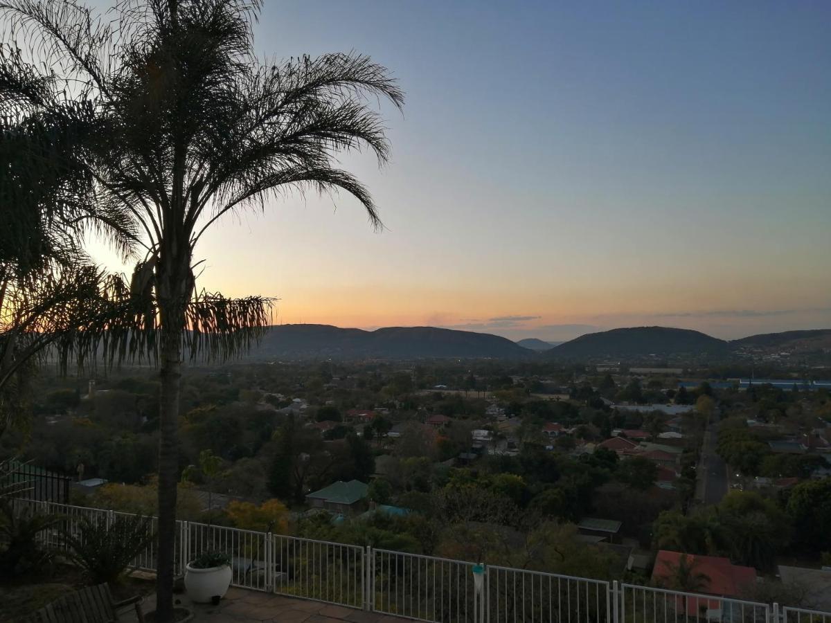 Palm View Guest House Pretoria-Noord Esterno foto